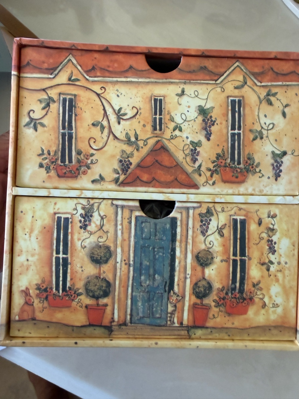PartyLite Ceramic votive with winding lane box - Picture 2 of 4